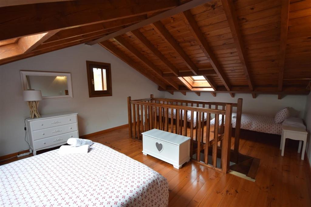 Casa Con Encanto, Jardin, Vistas Y Piscina Estavar Eksteriør billede